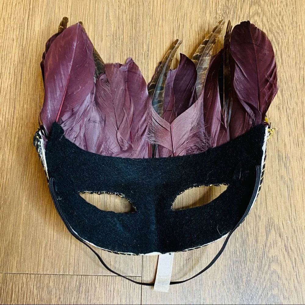 Embellished Masquerade Ball Mask